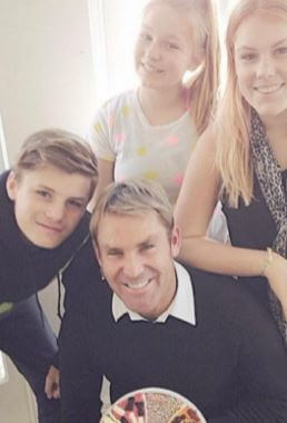 Simone Callahan ex-husband Shane Warne with his children.